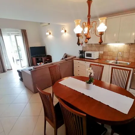 Apartment Marid *